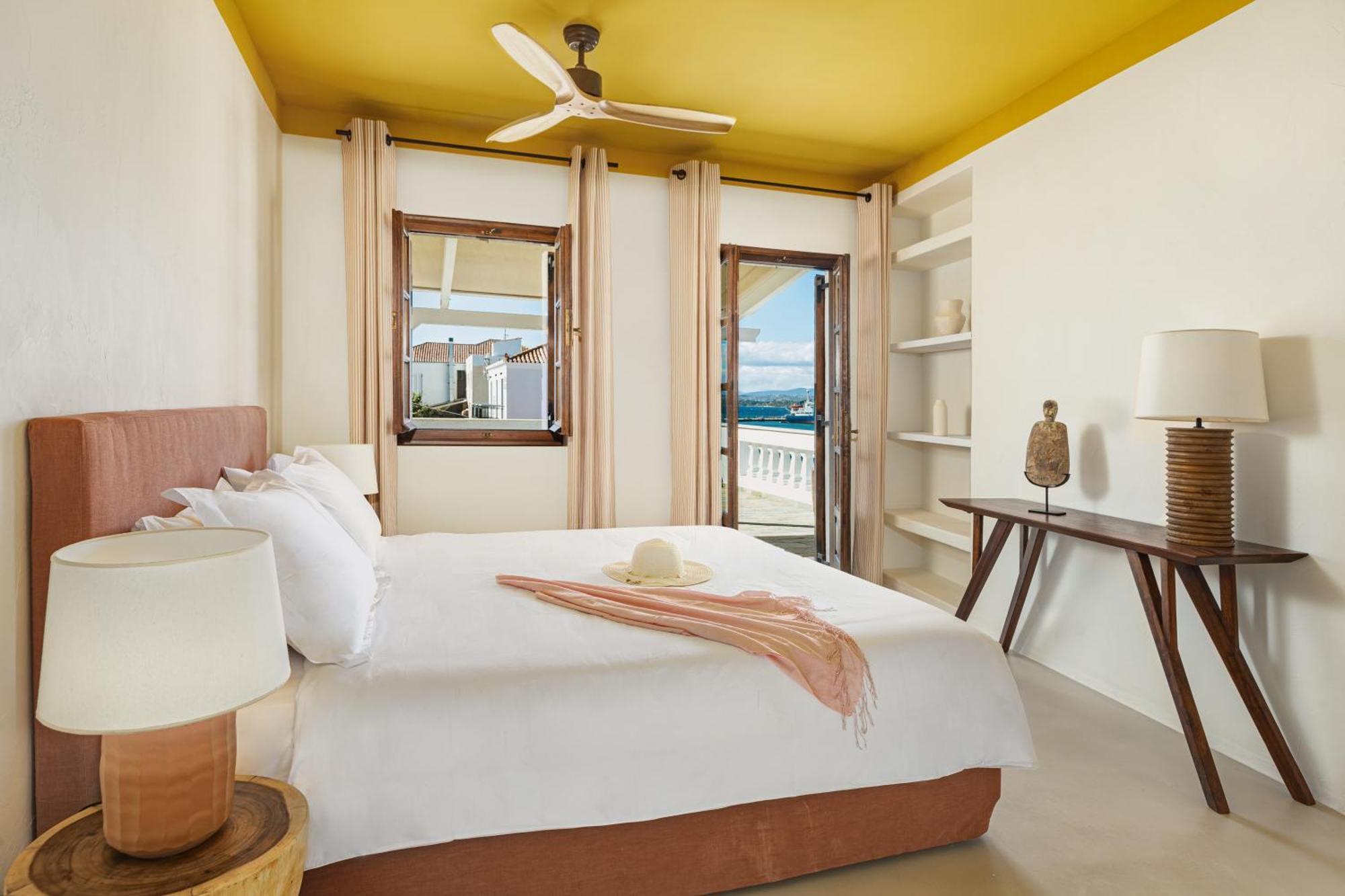 Teresa Spetses Hotel ภายนอก รูปภาพ